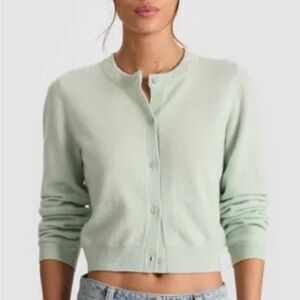 Alice + Olivia Cropped Button-Front cashmere cardigan